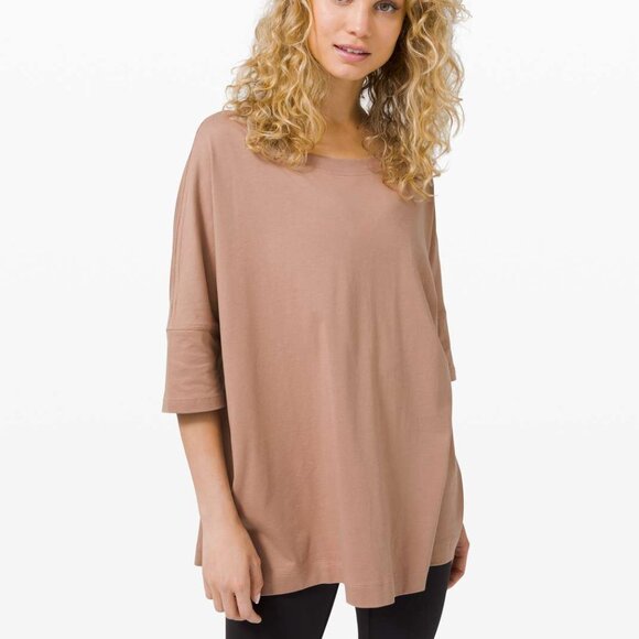 Lululemon All Yours Boyfriend Box Tee | Soft Sand | Size M - Picture 1 of 7